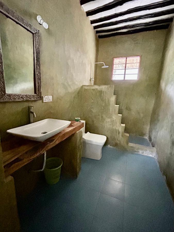 Milele Lodge Michamvi Buitenkant foto
